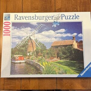 Ravensburger 1000 pc Puzzle